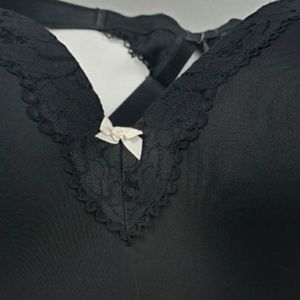 Cacique Intimates & Sleepwear - Cacique Lightly Lined T Shirt Bra No Wire Cacique Intimates & Sleepwear - Cacique Lightly Lined T Shirt Bra No Wire